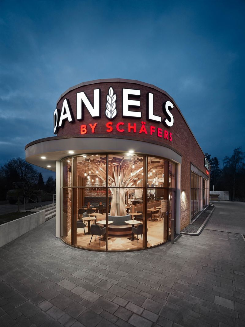 Ladenbau für DANILES Genussstation by Schäfer's AHA360°